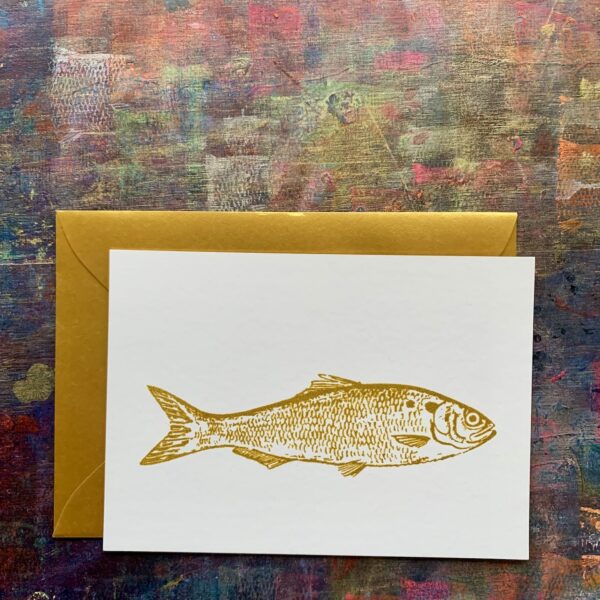 Goldige Karte mit Fisch