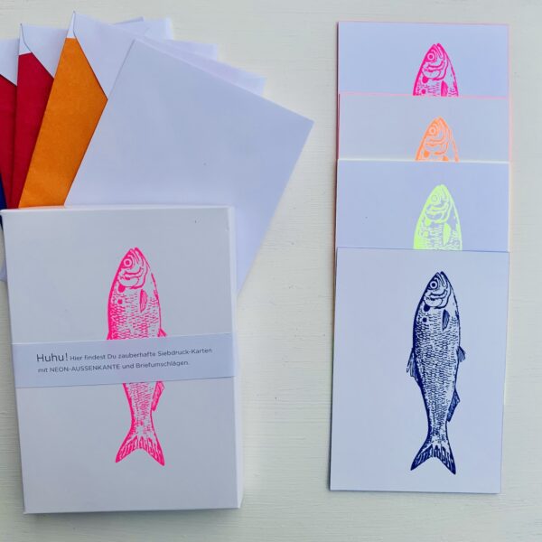 Kartenbox mit Fischen