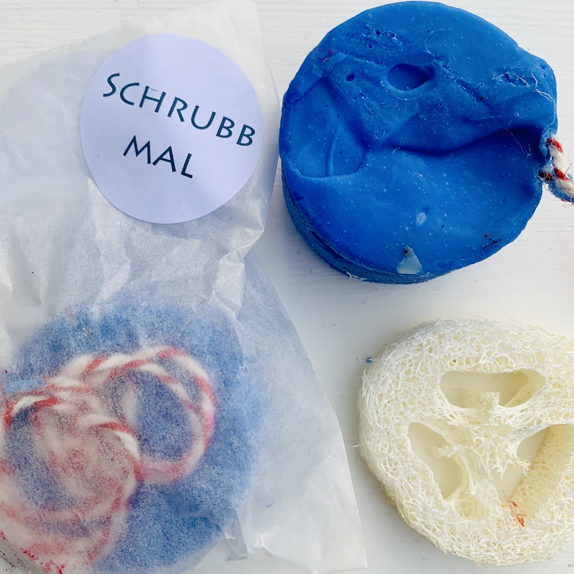 handgemachte duschorangenseife mit luffaschwamm (kopie) Duschbergamottenseife mit Luffaschwamm