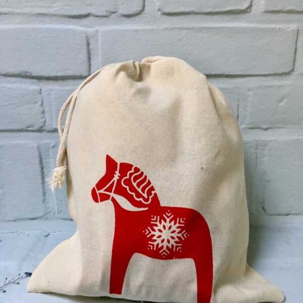 weihnachtlicher baumwoll büddel mit dalapferd