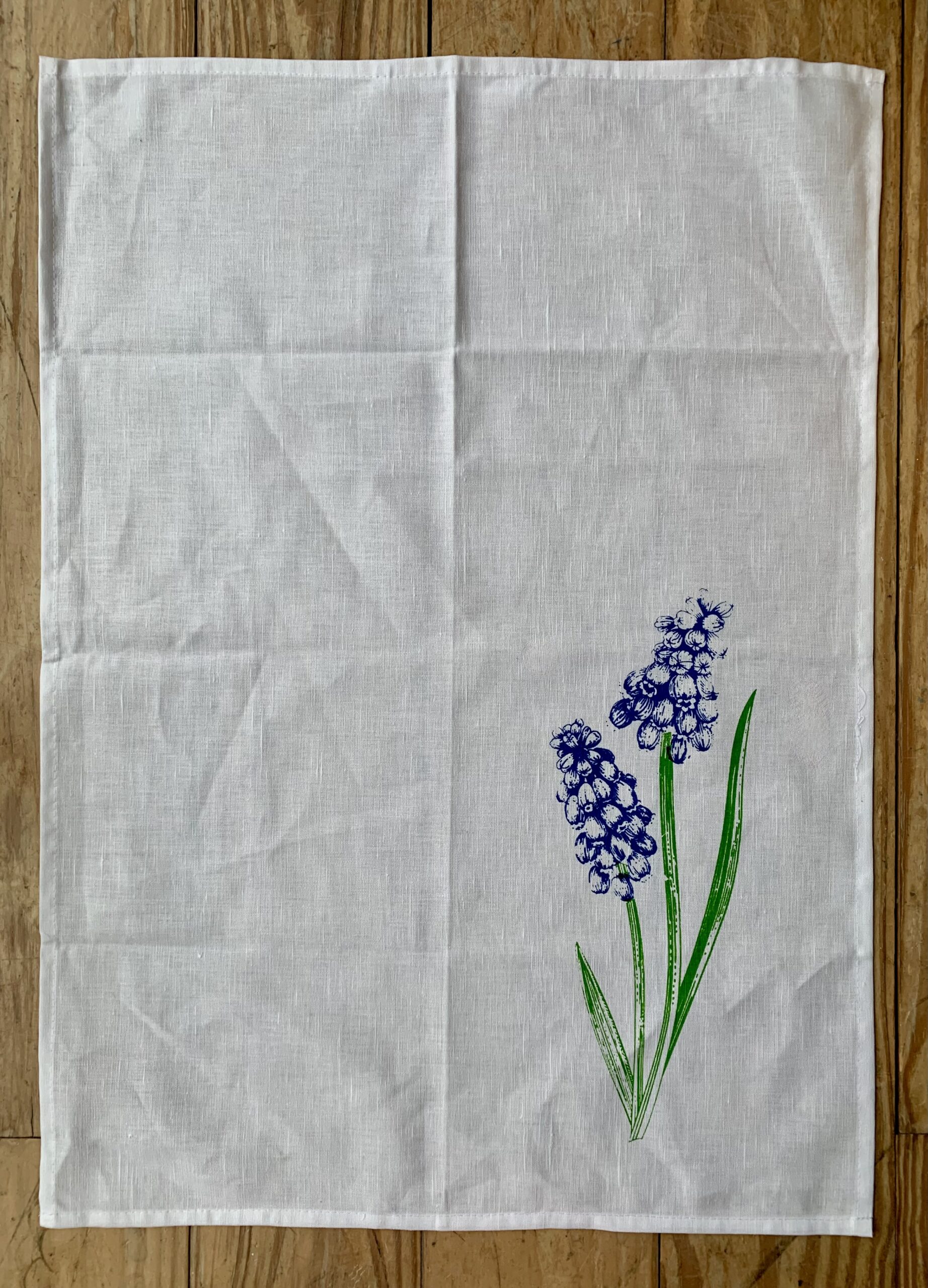 Österliches geschirrhandtuch mit hyazinthe Österliches geschirrhandtuch mit hyazinthe