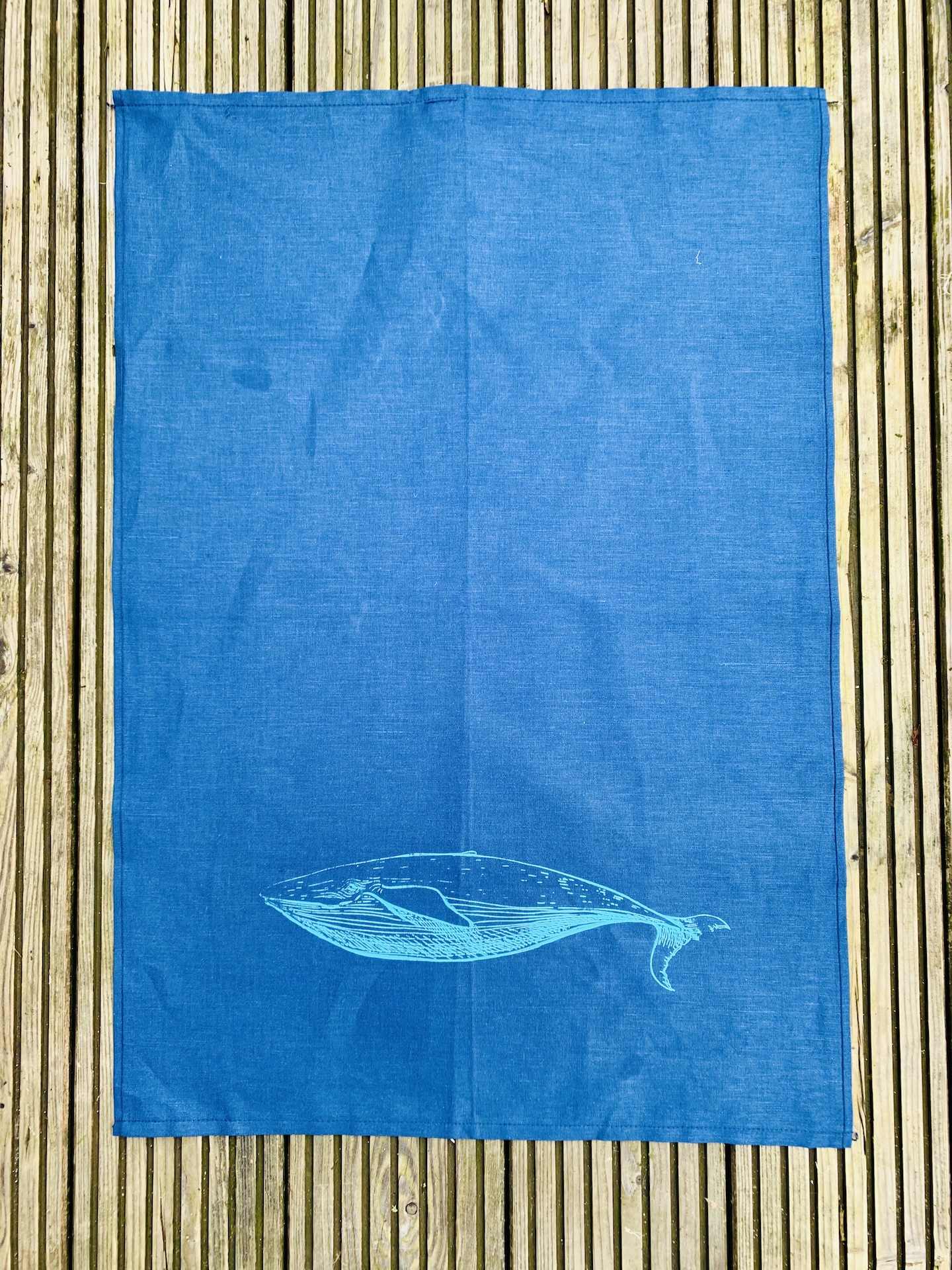 geschirrhandtuch hellblau mit wal geschirrhandtuch hellblau mit wal