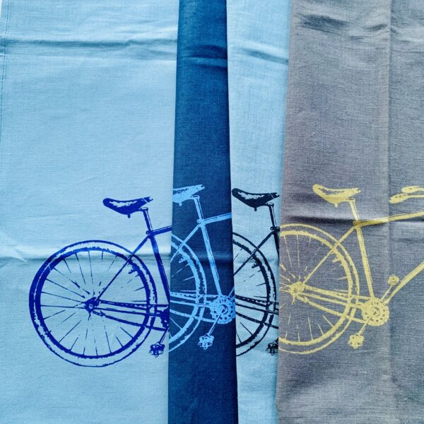 geschirrhandtuch hellblau mit fahrrad