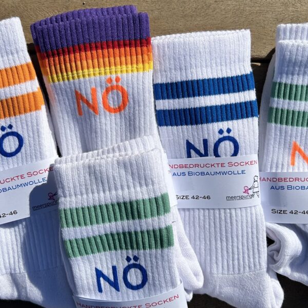 Flensburger Socken mit Nö - handbedruckt in Flensburg